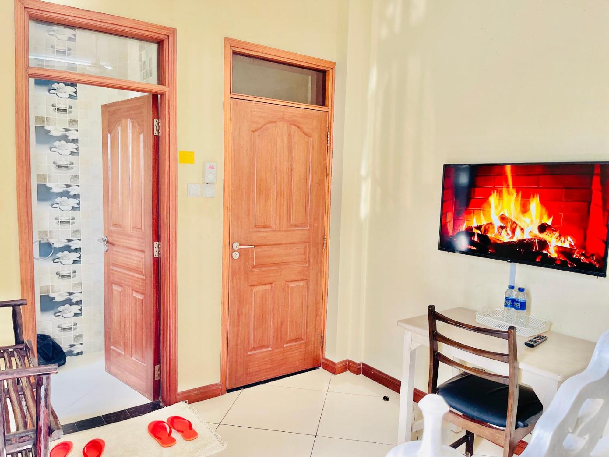 Bed and Breakfast Elna'S Nyali - Work & Unwind - Pool, Sea Views, Ac & Fast Wi-Fi Mombasa Zewnętrze zdjęcie