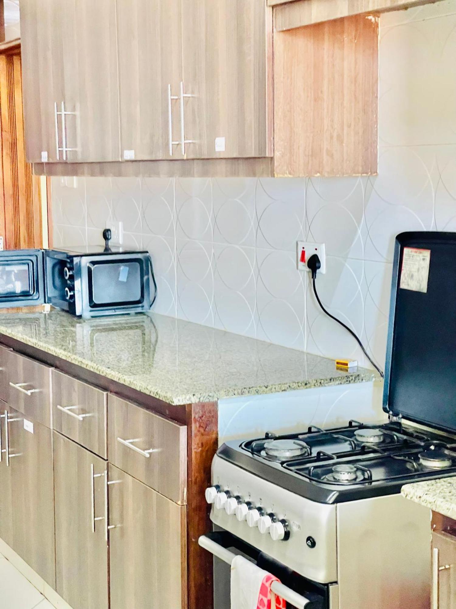 Bed and Breakfast Elna'S Nyali - Work & Unwind - Pool, Sea Views, Ac & Fast Wi-Fi Mombasa Zewnętrze zdjęcie